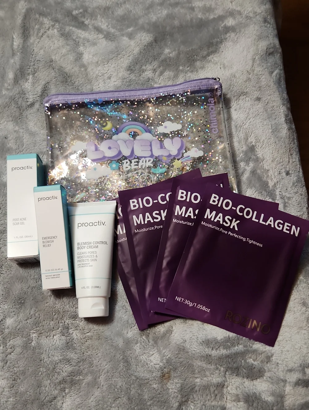 Proactiv And 4 Purple Bio-Collagen Mask Pack with Travel Pouch